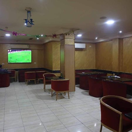 ספקס Hotel Amine מראה חיצוני תמונה