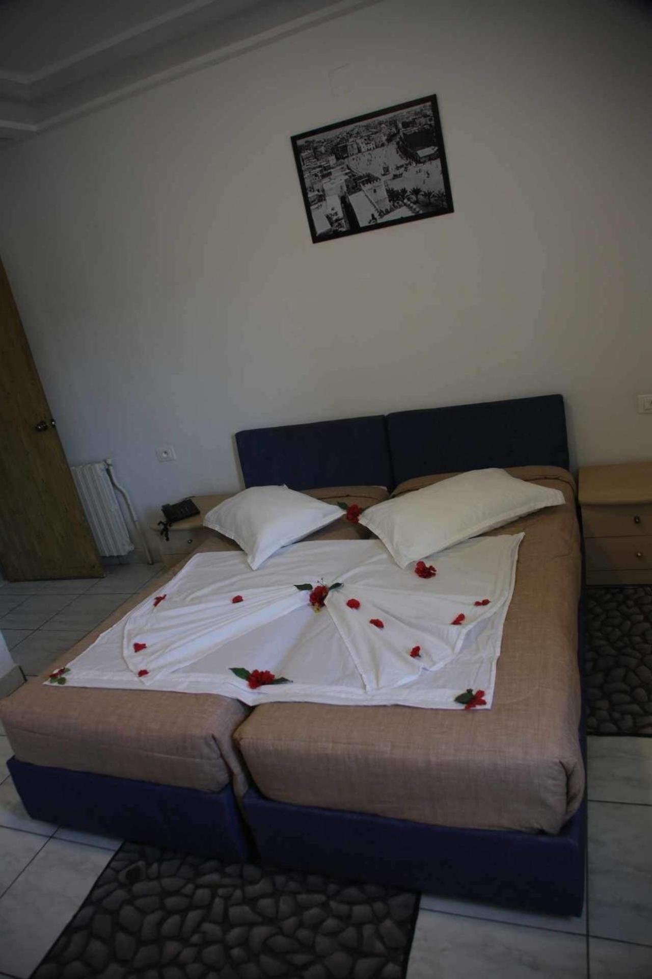 ספקס Hotel Amine מראה חיצוני תמונה